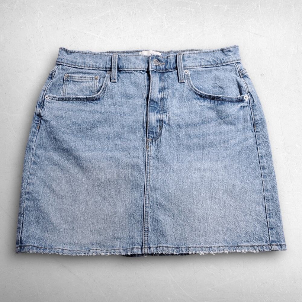 Universal Thread‎ Denim Mini Skirt Size 10 Light Blue Distressed Y2K Boho Summer